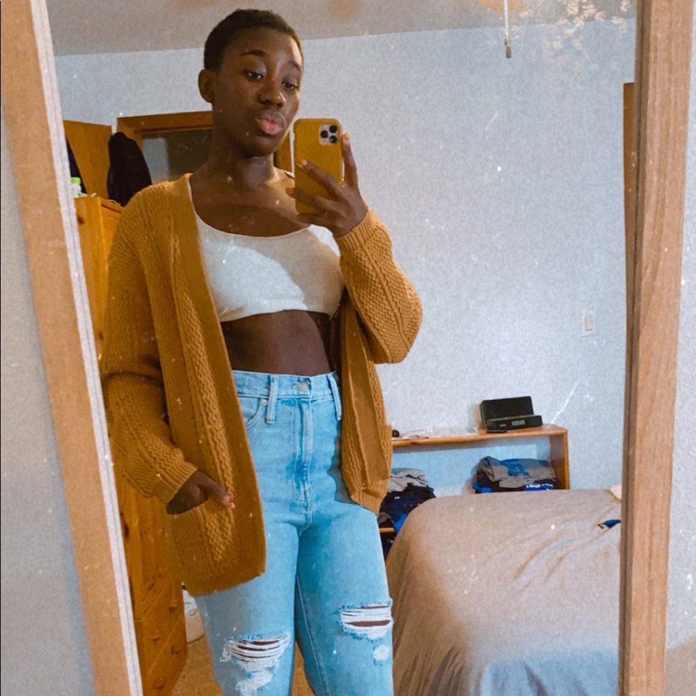 Meet your Posher, Stephanie